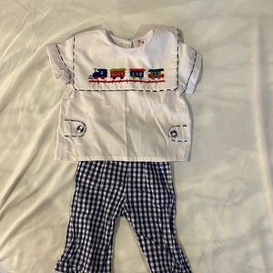 Eliza James Train Bib Collar set